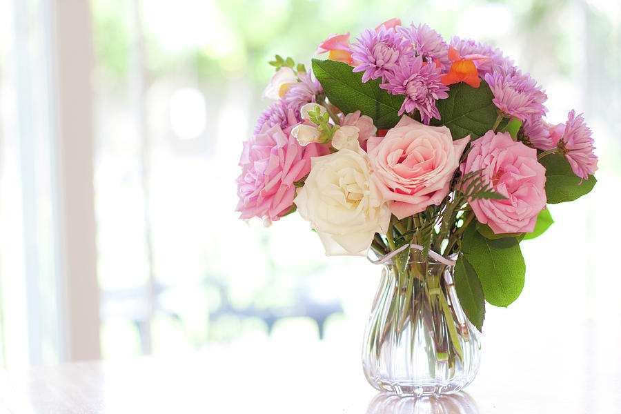 TIPS TO KEEP YOUR FLORAL BOUQUETS BLOOMING